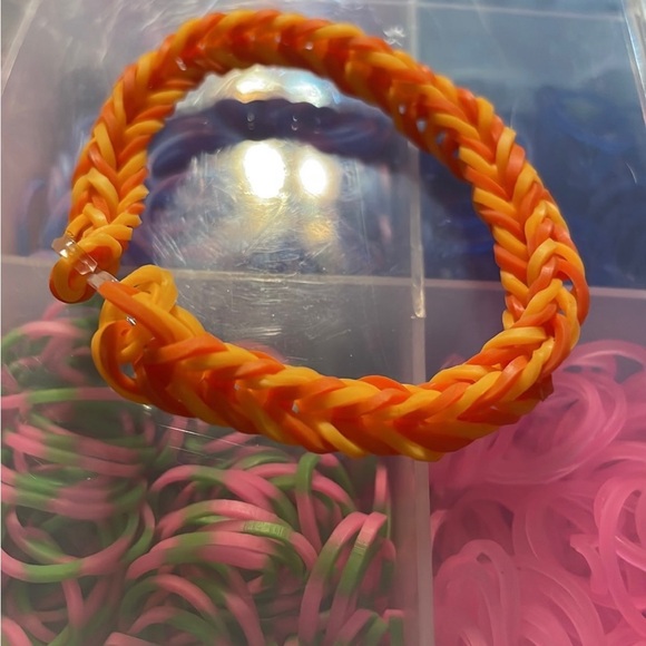 6 inch black and white rainbow loom bracelet - Picture 3 of 3